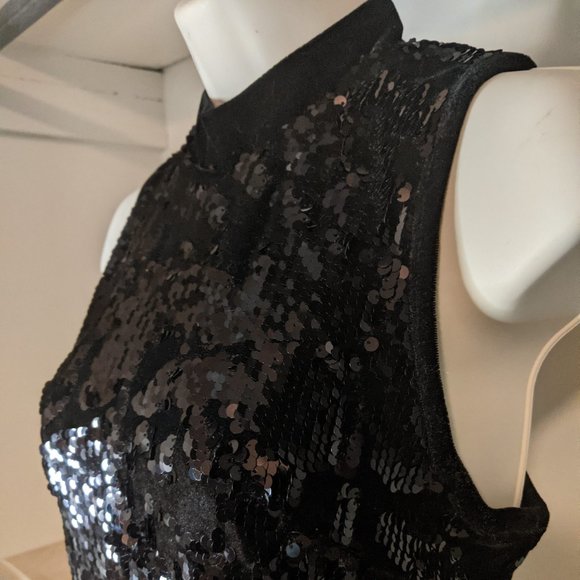 Forever 21 Contemporary Black Velveteen & Sequin Fitted Dress - Picture 2 of 4